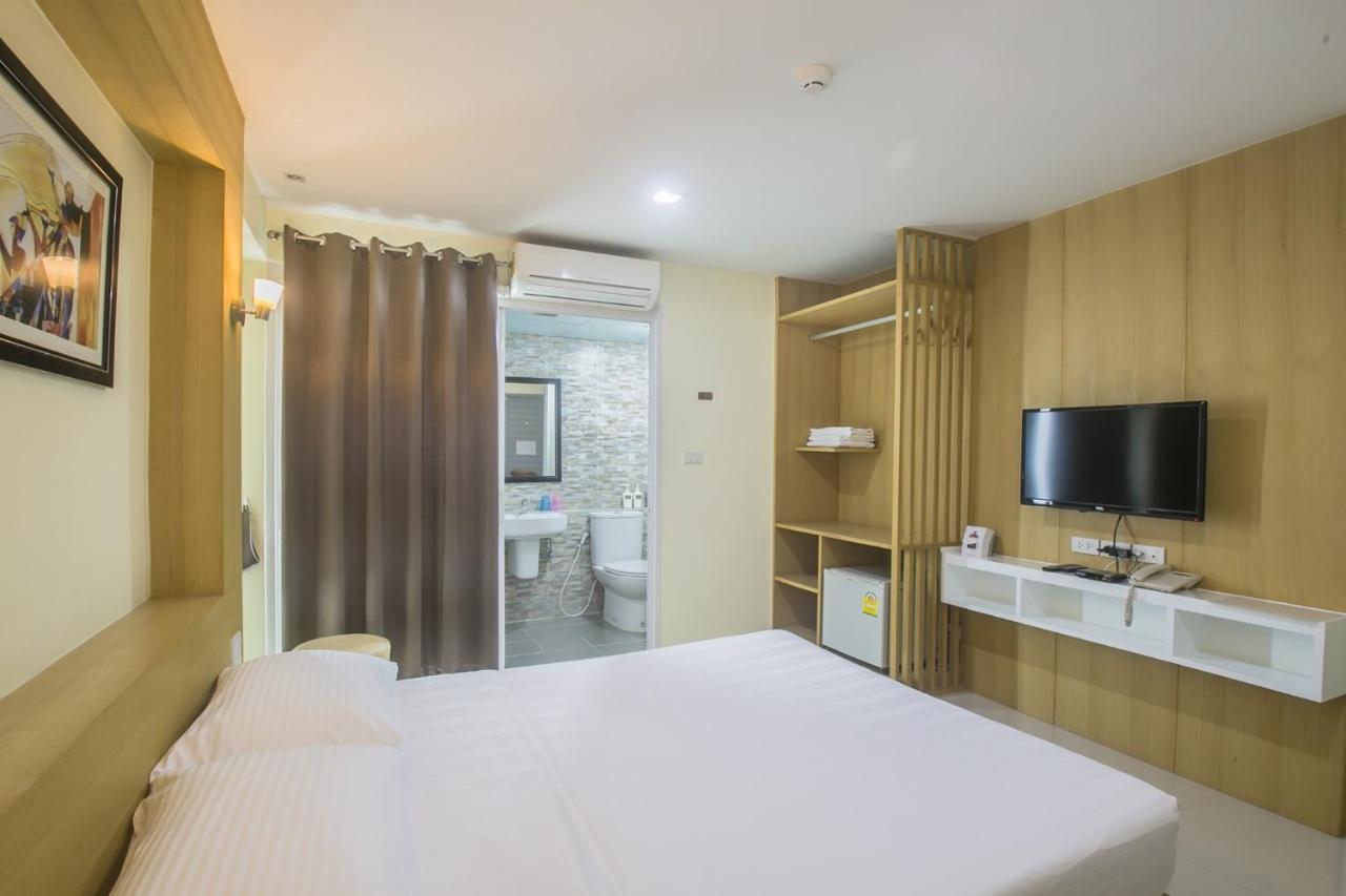 Ban Sai Mai Petchsiri Room เพชรสิริรูม מראה חיצוני תמונה