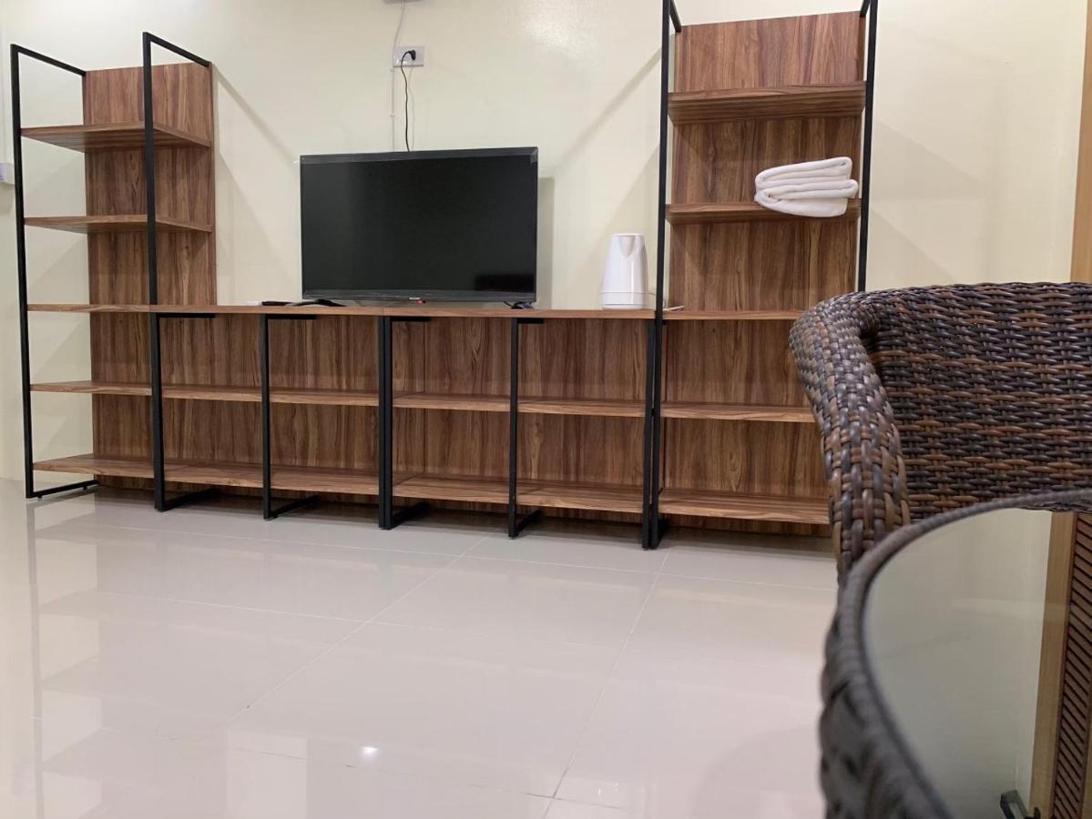 Ban Sai Mai Petchsiri Room เพชรสิริรูม מראה חיצוני תמונה