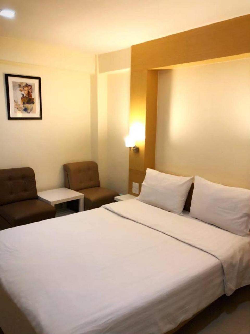 Ban Sai Mai Petchsiri Room เพชรสิริรูม מראה חיצוני תמונה