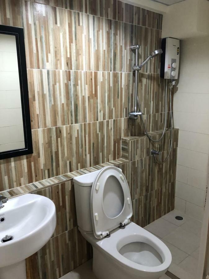 Ban Sai Mai Petchsiri Room เพชรสิริรูม מראה חיצוני תמונה