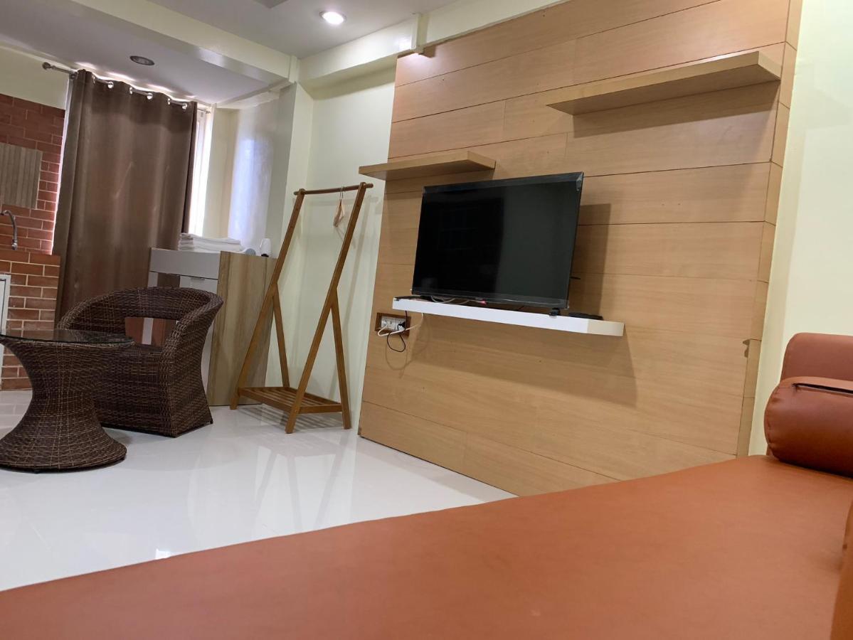 Ban Sai Mai Petchsiri Room เพชรสิริรูม מראה חיצוני תמונה